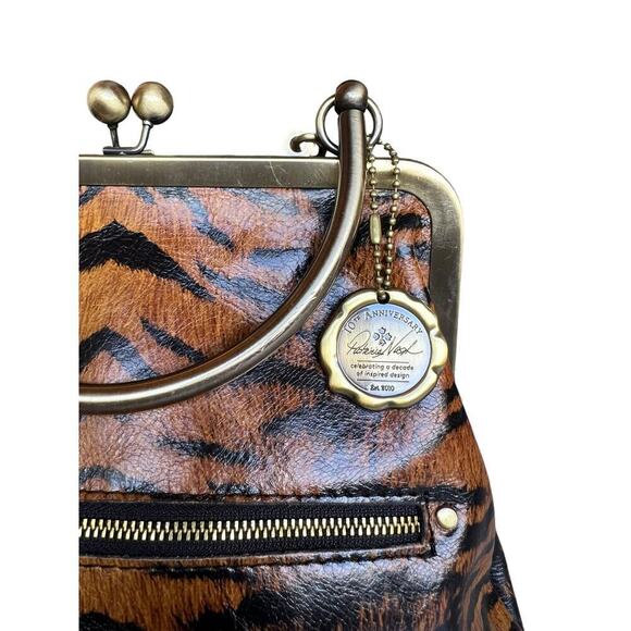 Patricia Nash 10th Anniversary - Cognac Tiger Leather‎ Novella Shoulder Bag - Picture 6 of 11